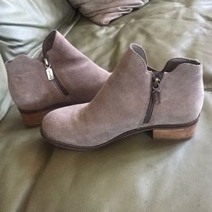 Blondo Waterproof Bootie